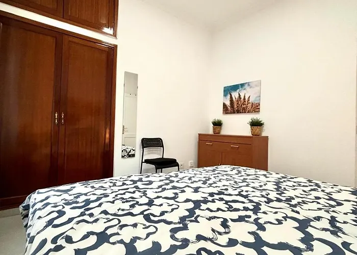 Luis Morote 2-c * לאס פאלמס דה גראן קנאריה